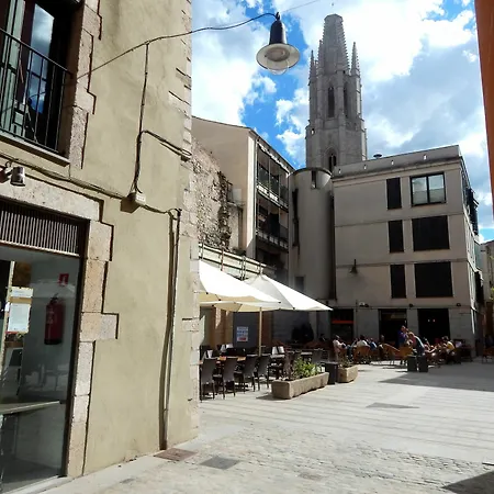 Apartment Pou Rodo 22